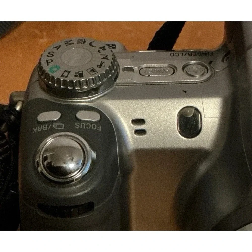 Sony Cyber-shot DSC-H2 6.0MP Digital Camera 12x Optical Zoom In Original Box